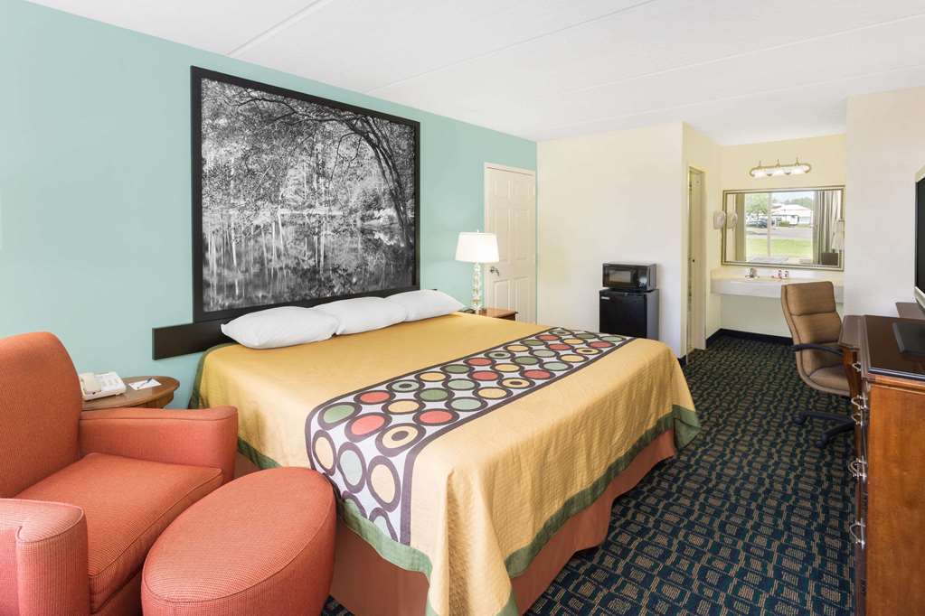 Super 8 By Wyndham Kingsland I 95 Naval Base Area - photo 12