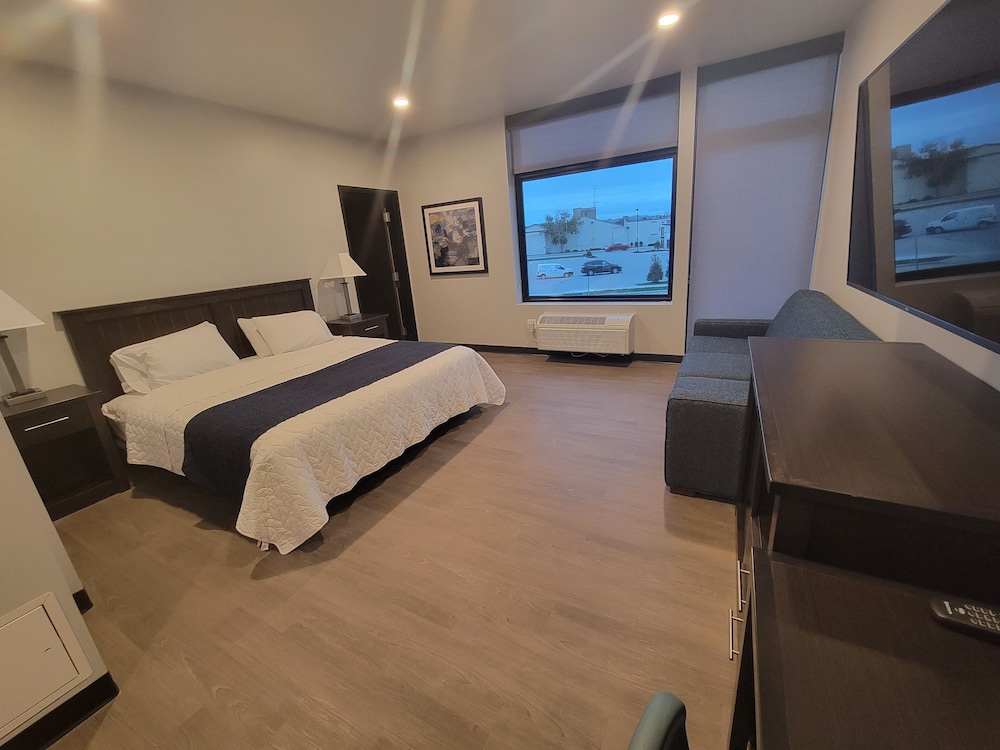 Watershed Hotel - photo 16
