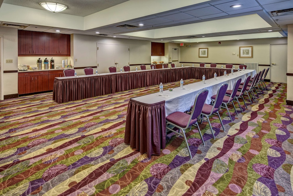 Hampton Inn Dumfries Quantico - photo 39