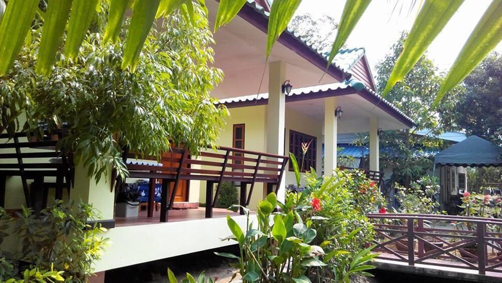 Baansukruthai in Amphawa, Thailand