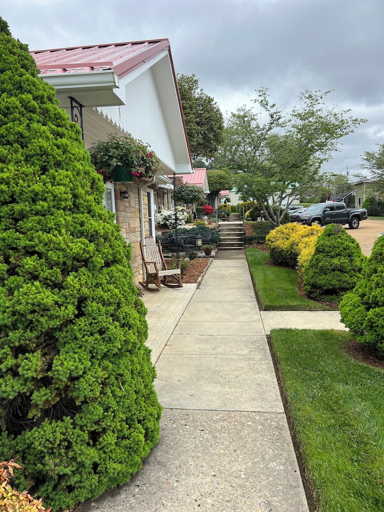 Carolina Country Inn - photo 7