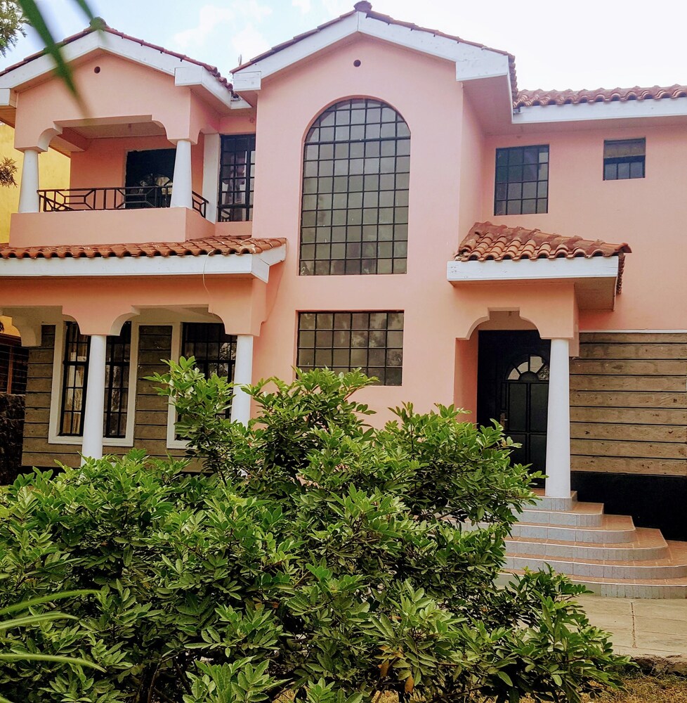 Masai Sundowner in Athi River, Kenya
