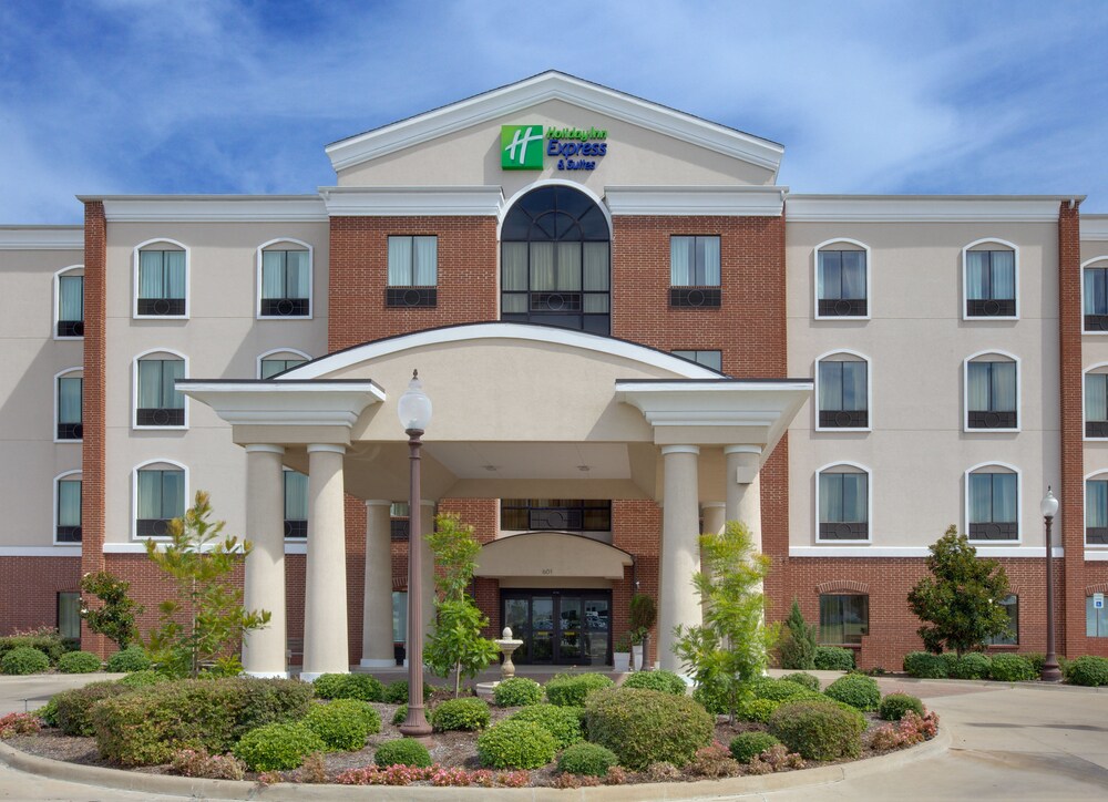 Holiday Inn Express Hotel & Suites Ennis by IHG in Ennis, United States