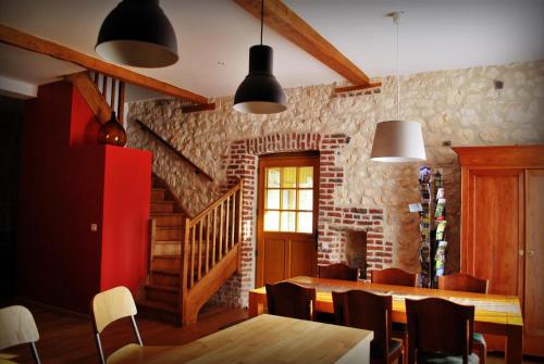 Chez Fifine — 4-Star Luxury Hotel in Mont-Saint-Eloi, France