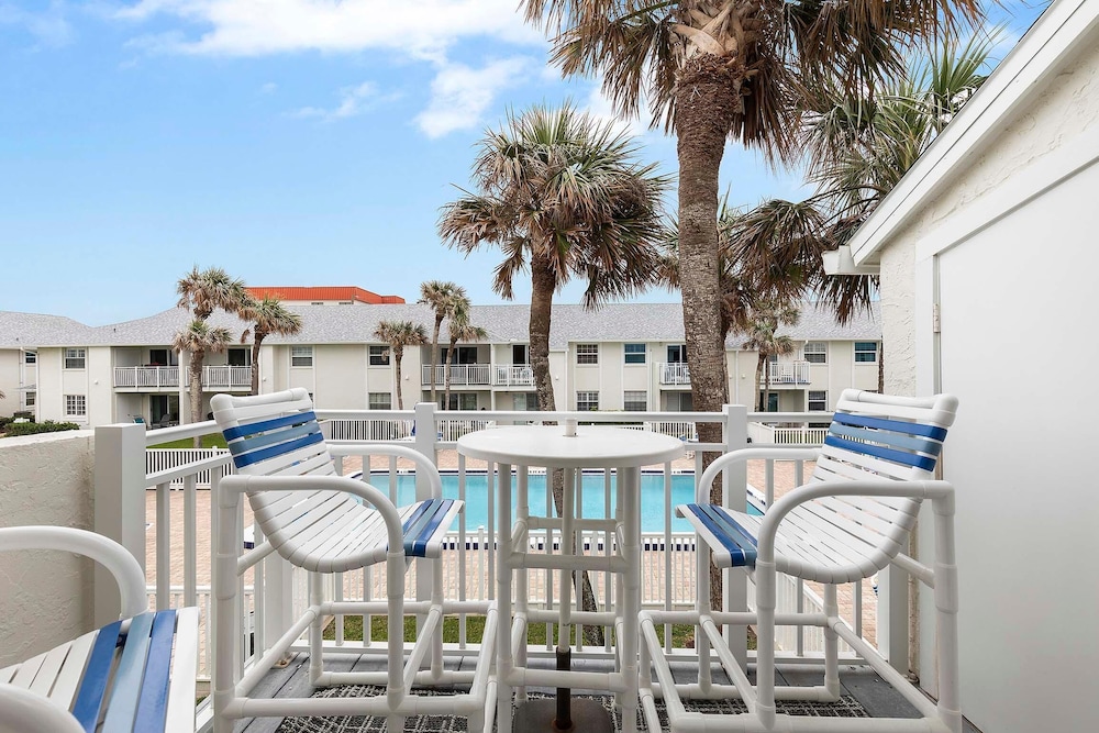 Colony Beach Club 233 — 4-Star Luxury Hotel in New Smyrna Beach, United States