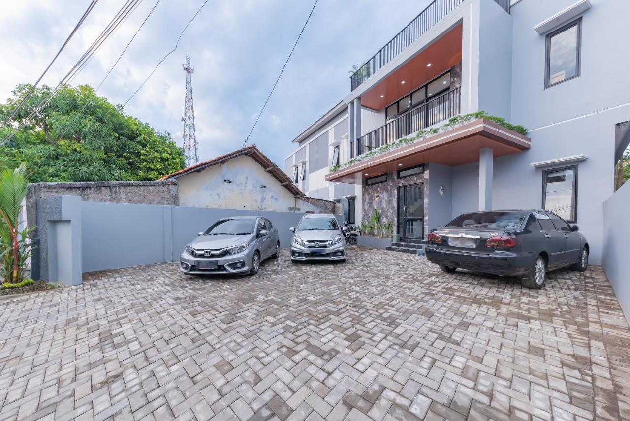 RedDoorz near CSB Mall Cirebon in Cirebon, Indonesia