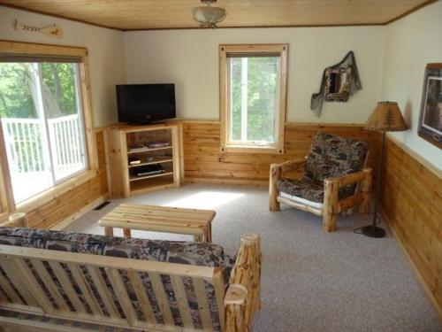 Riverside Resort - photo 17