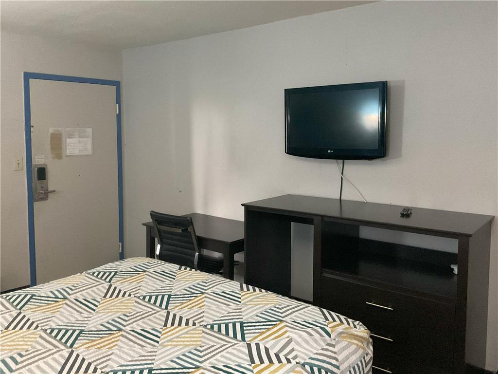 OYO Hotel Baton Rouge Mid City - photo 10