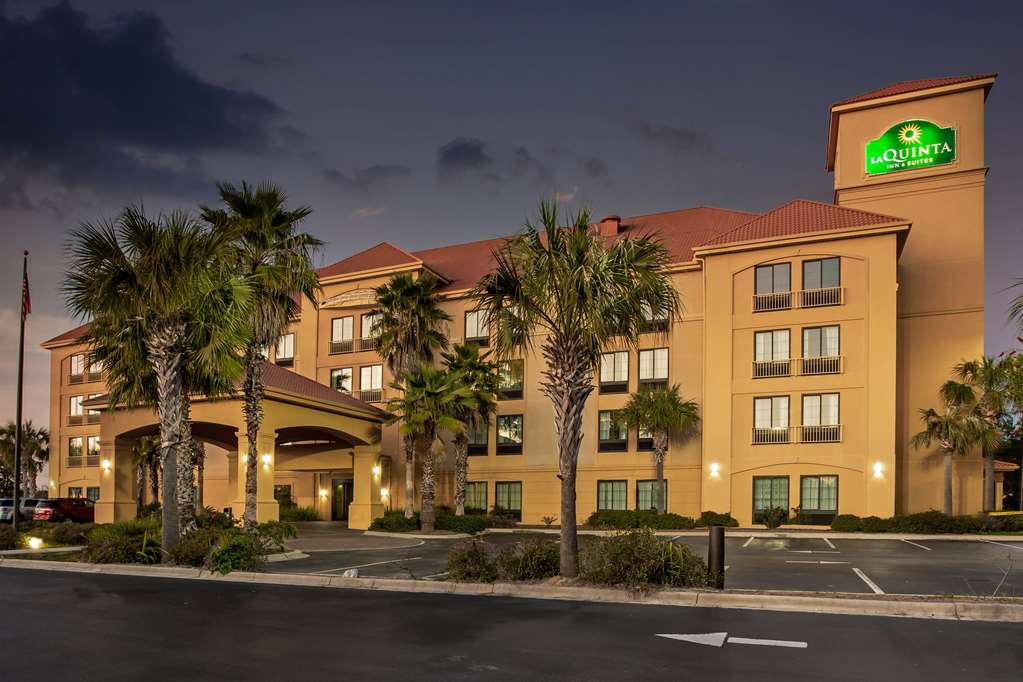 La Quinta Inn & Suites by Wyndham PCB Pier Park area - photo 26