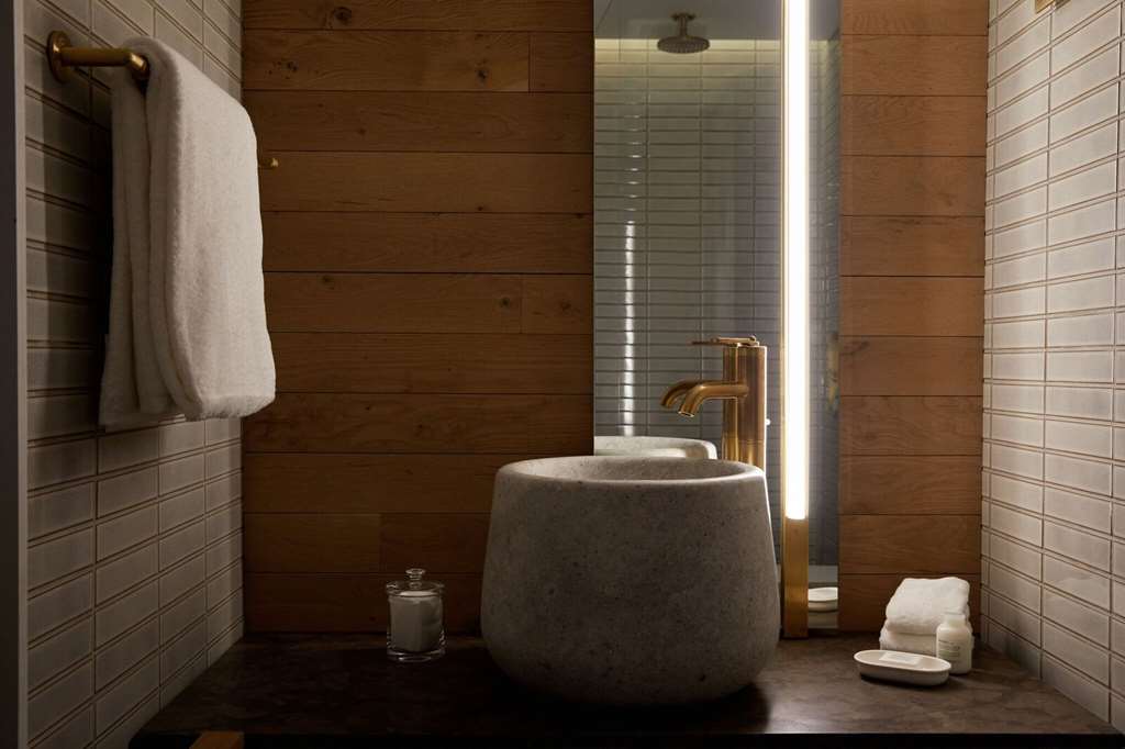 Made Hotel - photo 13