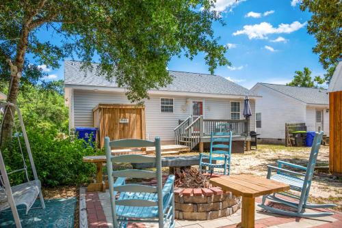 9th Street Sandy Feet by Oak Island Accommodations - photo 3
