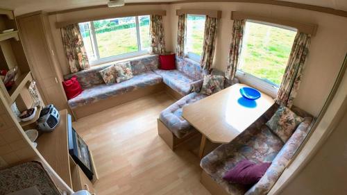 Devil's Bit Accommodation - carbon neutral hotel in Unknown City