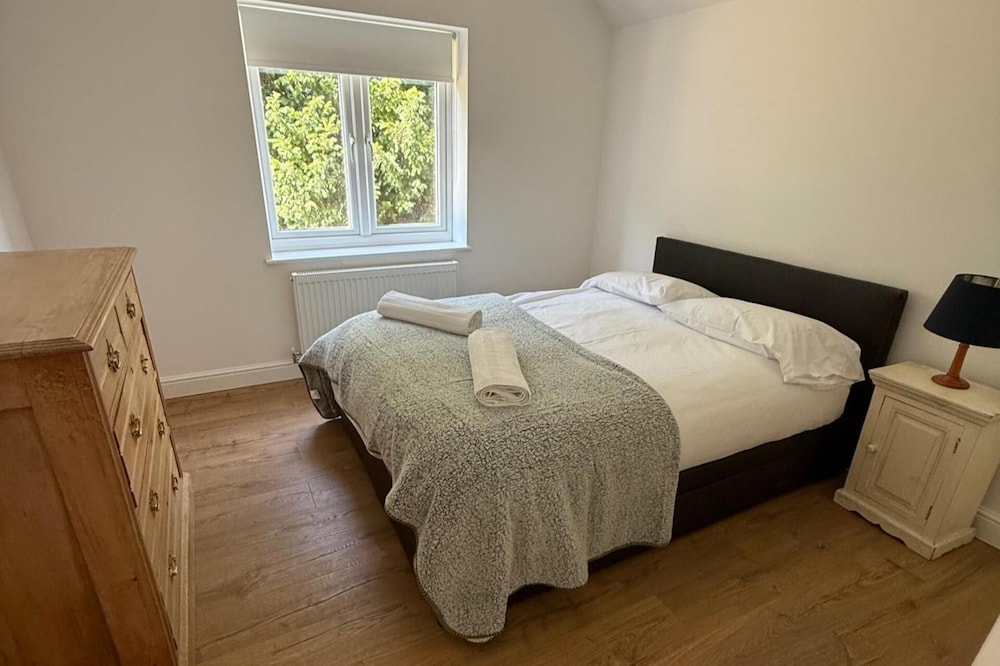 Napton on the Hill Sleeps Upto 7 & Pet Friendly — hotel in Southam