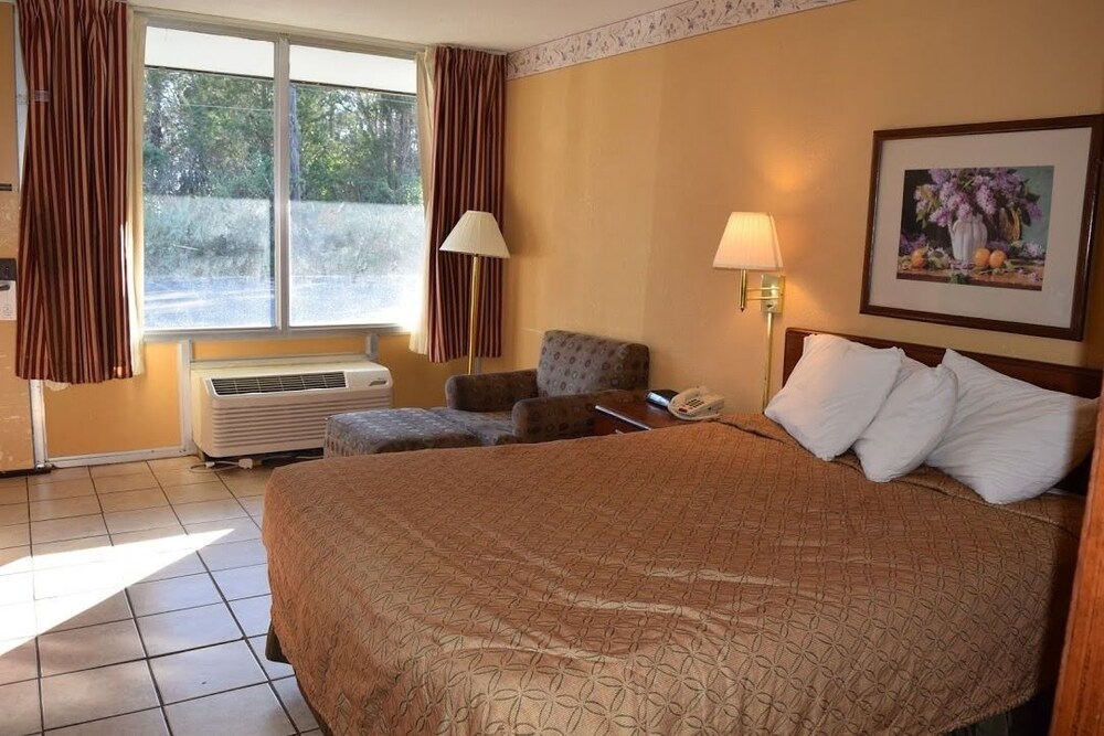 Selma Hotel - photo 10