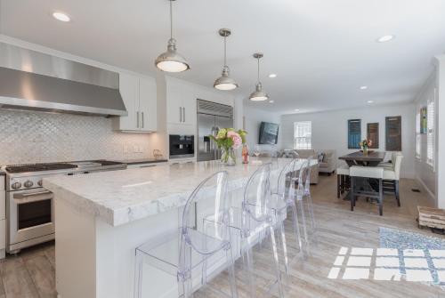 45B Pleasant St - featured photo