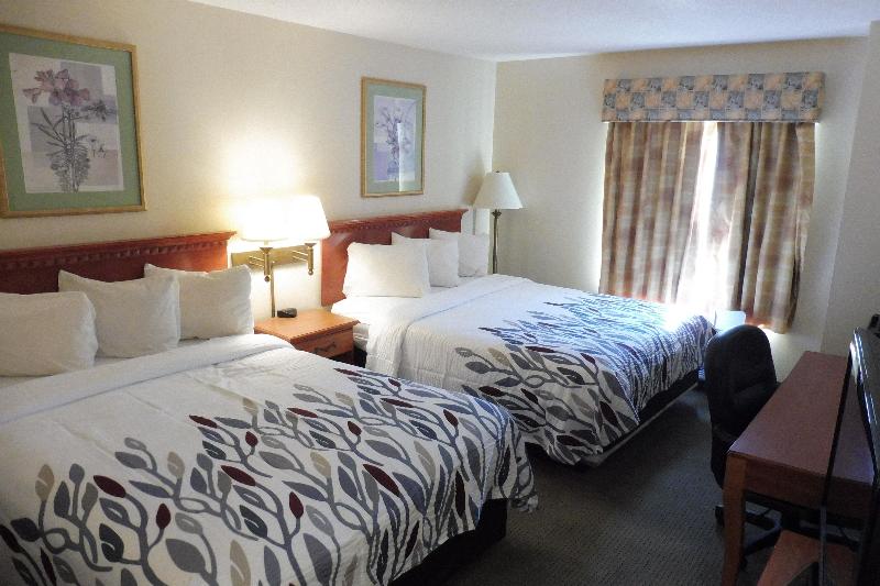 Red Roof Inn & Suites Galloway - photo 15