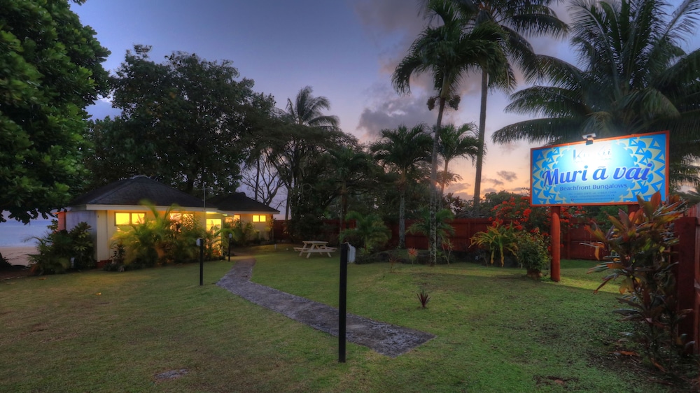 Muriavai Bungalows — Avarua