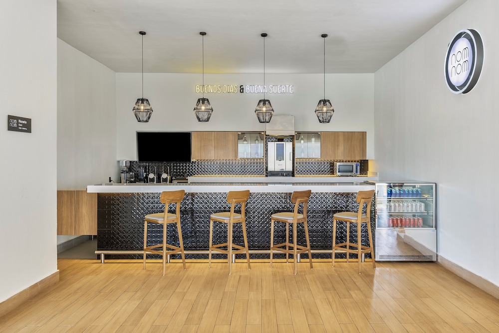 Snack bar