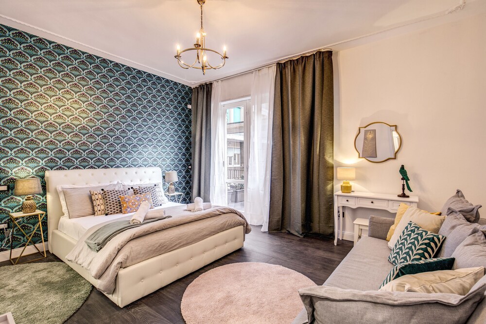 AwesHome Hanging Gardens in Pisa, Italy