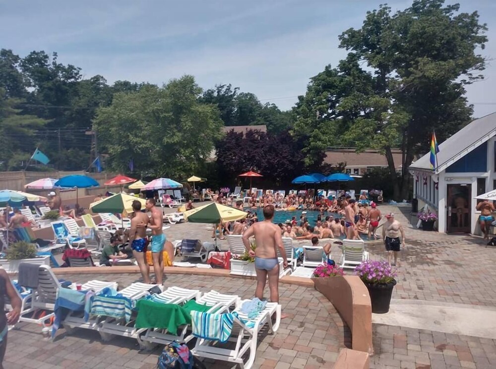 The Raven Resort - photo 18