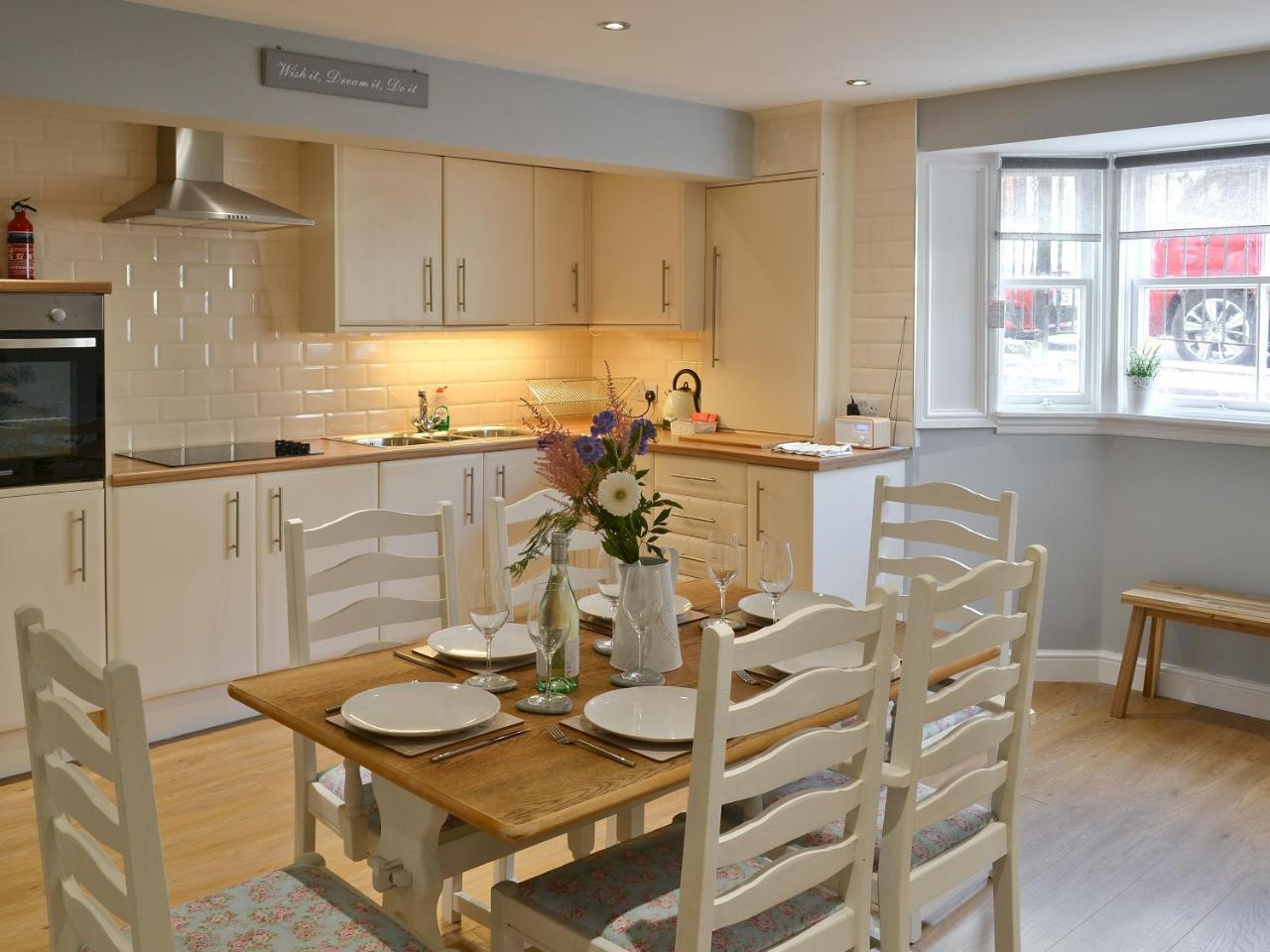 Abbeydale Town House