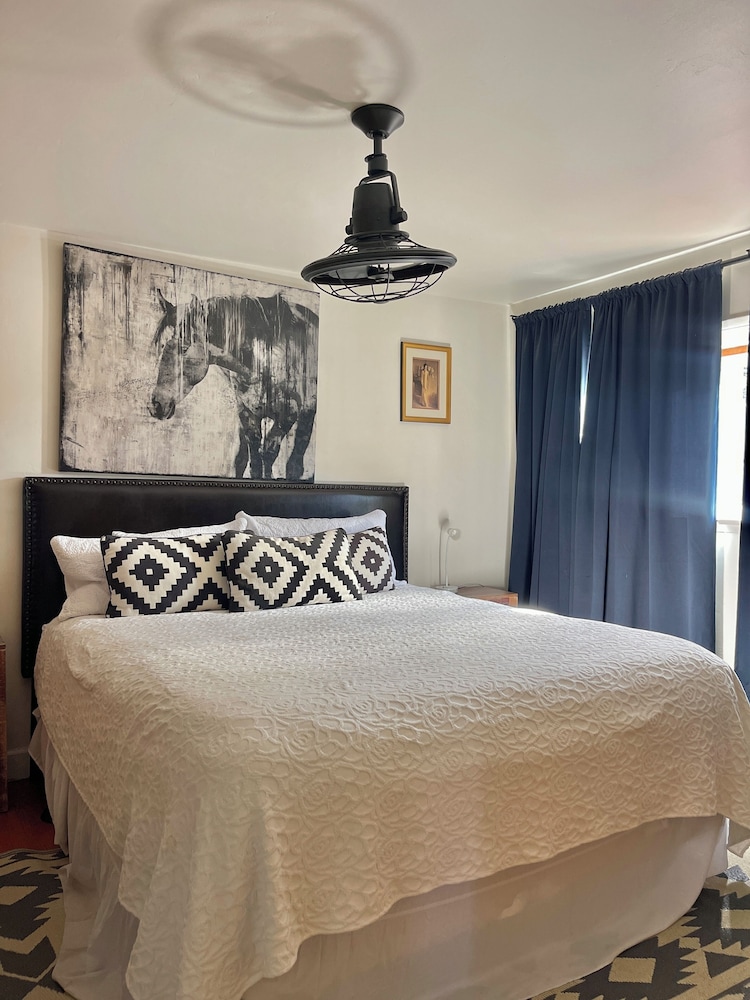 Redwood Hollow Cottages - photo 15