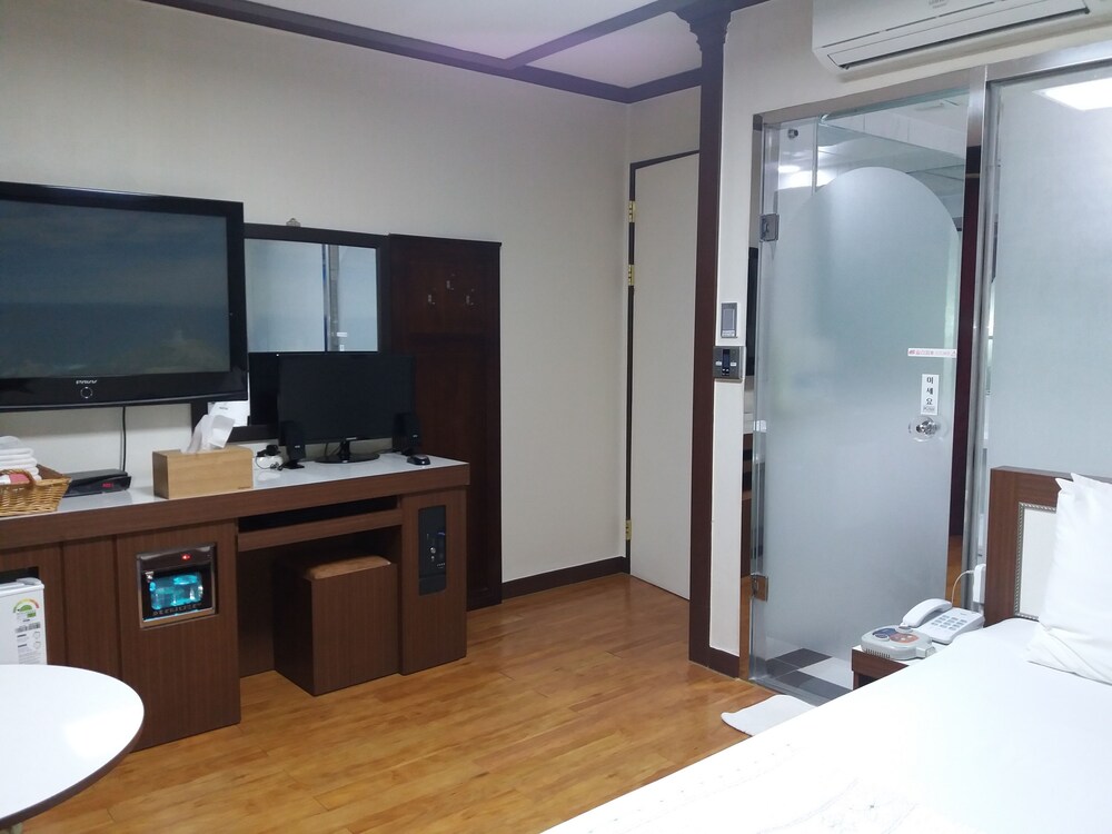 Marina Motel Incheon in Incheon, South Korea