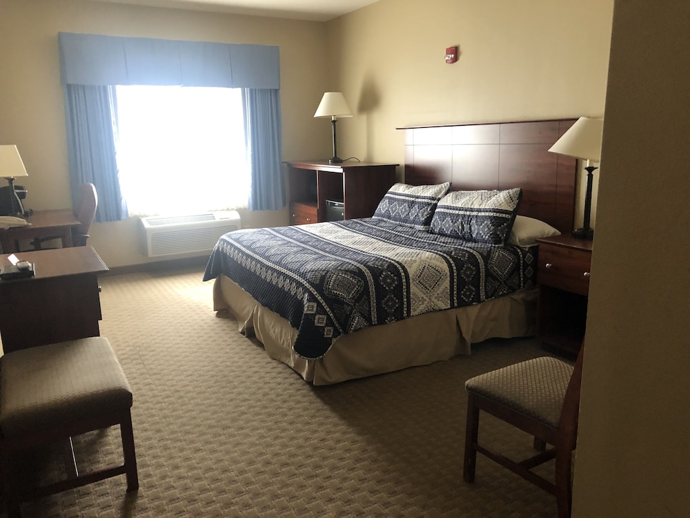 Corporate East Hotel - photo 14