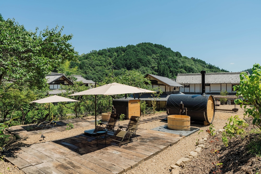 Tsuzuya Village — hotel in Minokamo