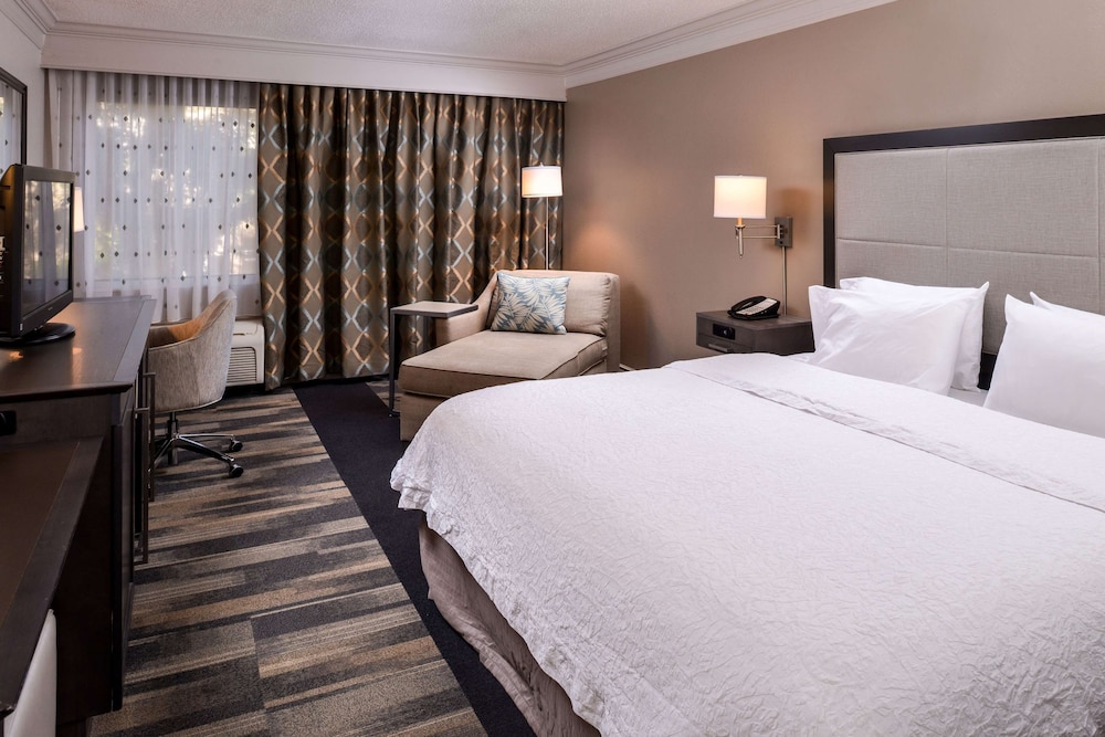 Hampton Inn Ft Lauderdale Plantation - photo 16