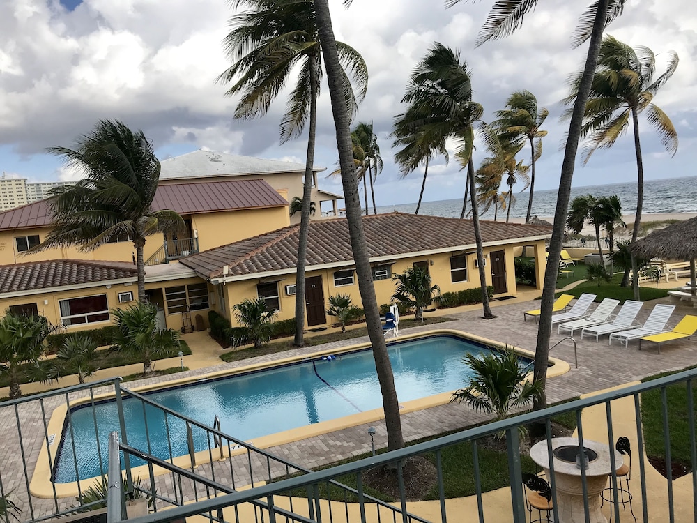 Ebb Tide Resort Oceanfront - photo 56