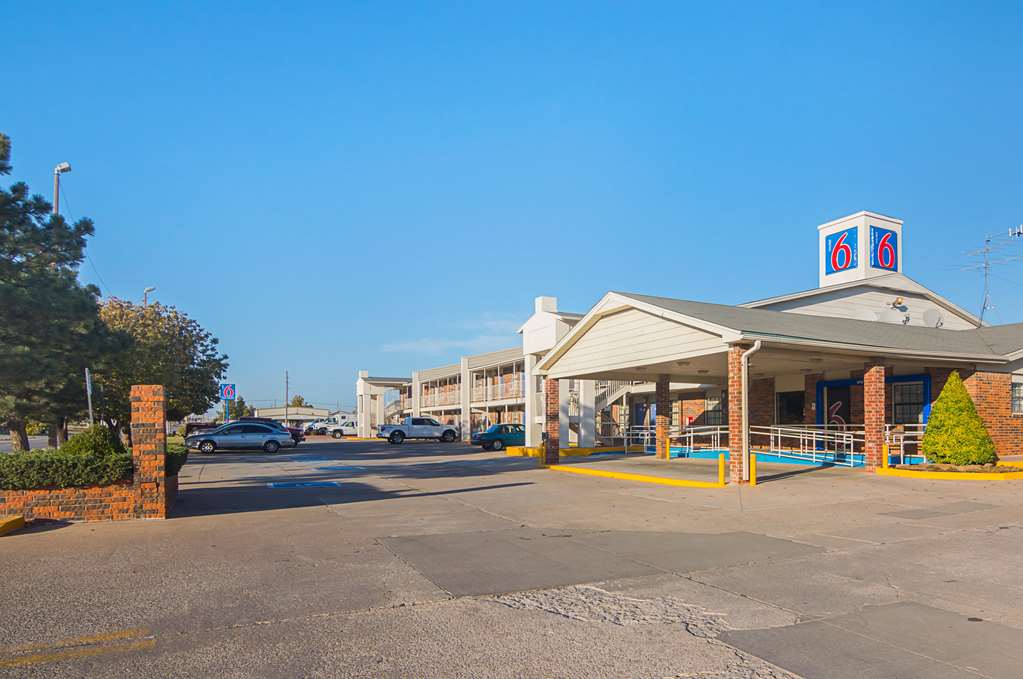 Motel 6 Lawton OK - photo 2