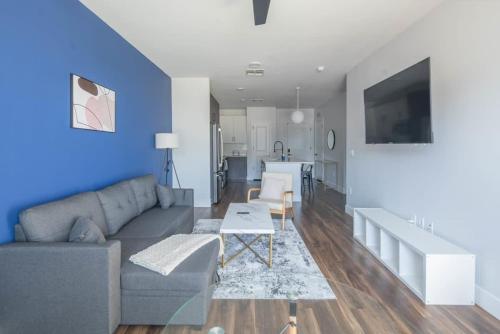 Relaxing 1BD Pool Gym Parking W D Sleeps 4 — 4-Star Luxury Hotel in Tempe, United States