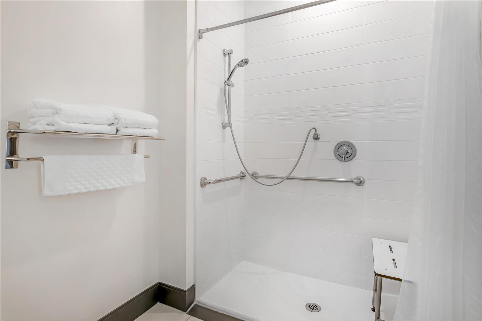 Best Western Plus Isanti - photo 13