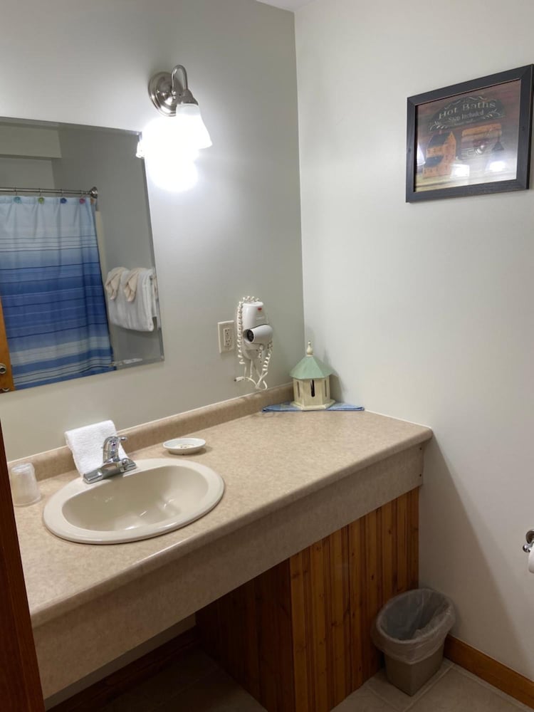 The Garrett Inn - photo 51