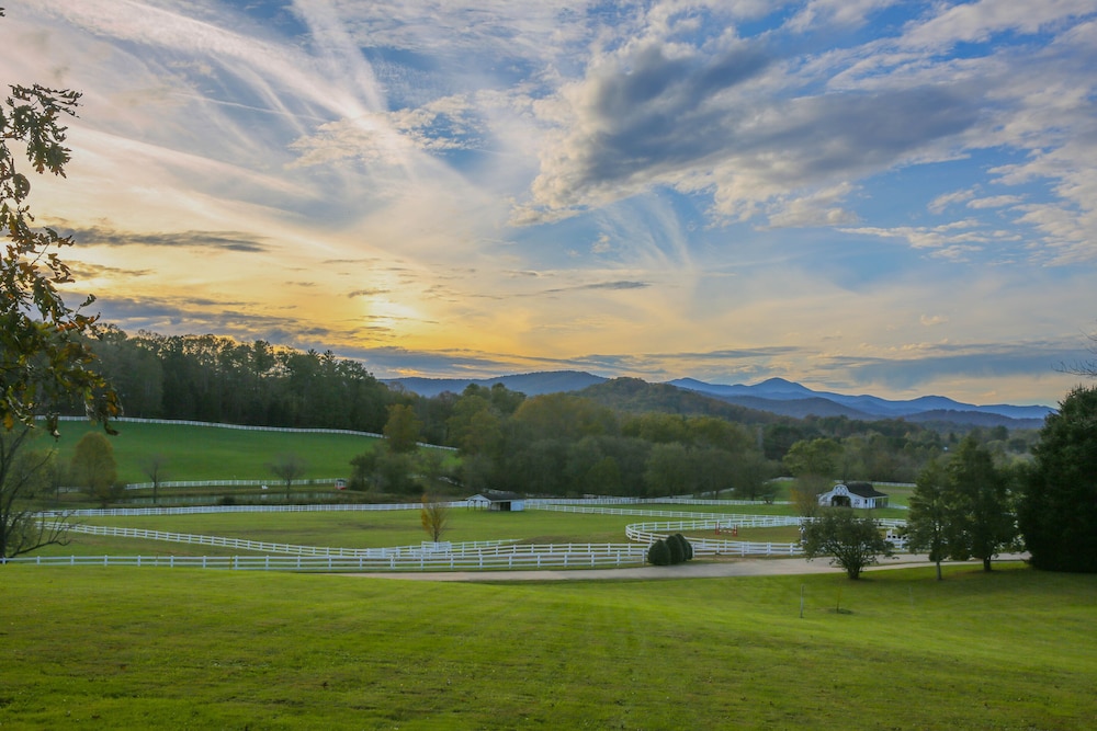 The Horse Shoe Farm - photo 49
