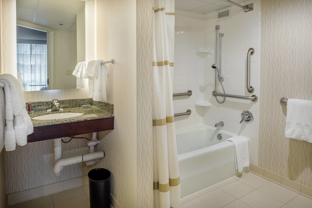 TownePlace Suites by Marriott St. Louis Chesterfield - photo 10