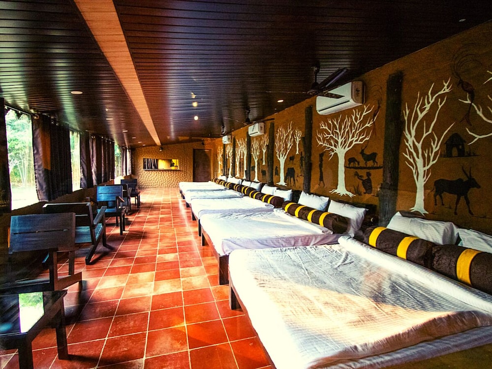 Karhandla Farm and Resort — hotel in Nagpur