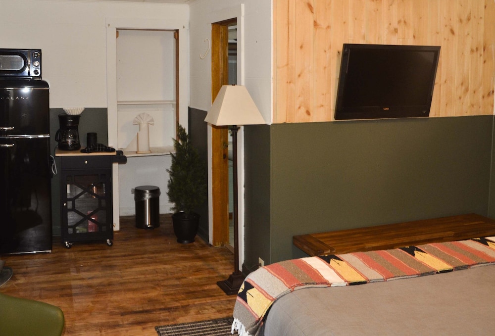 The Woolly Bugger Inn - photo 46