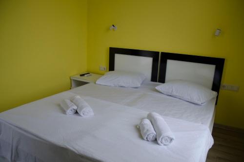 Hotel S 326