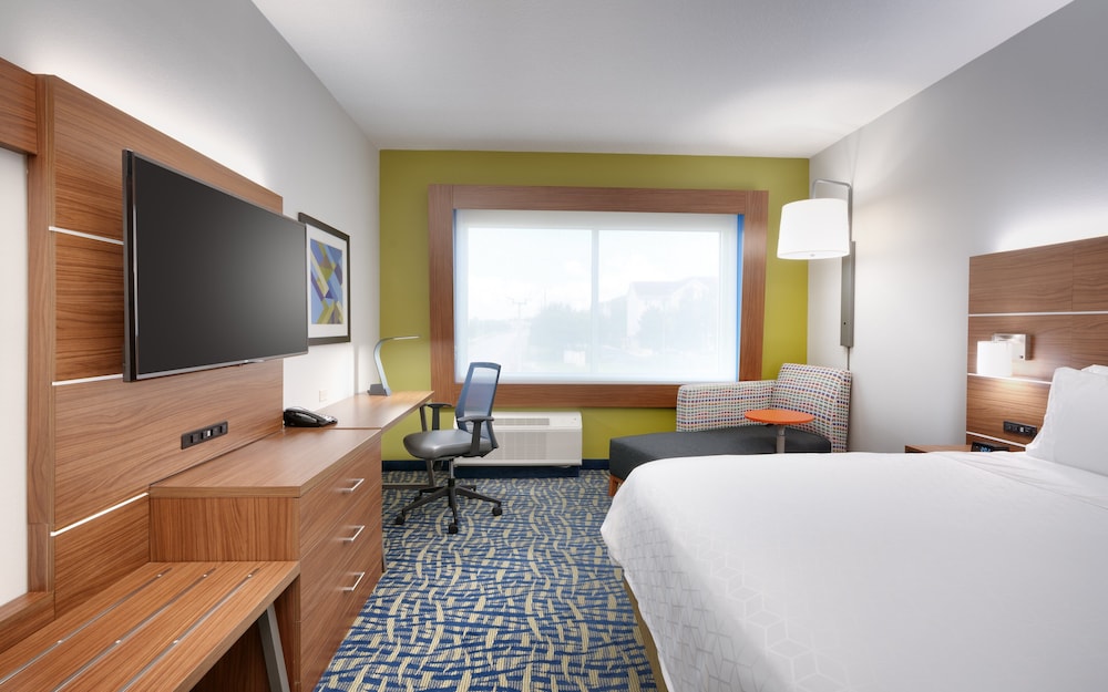 Holiday Inn Express & Suites Gainesville I 75 by IHG - photo 6