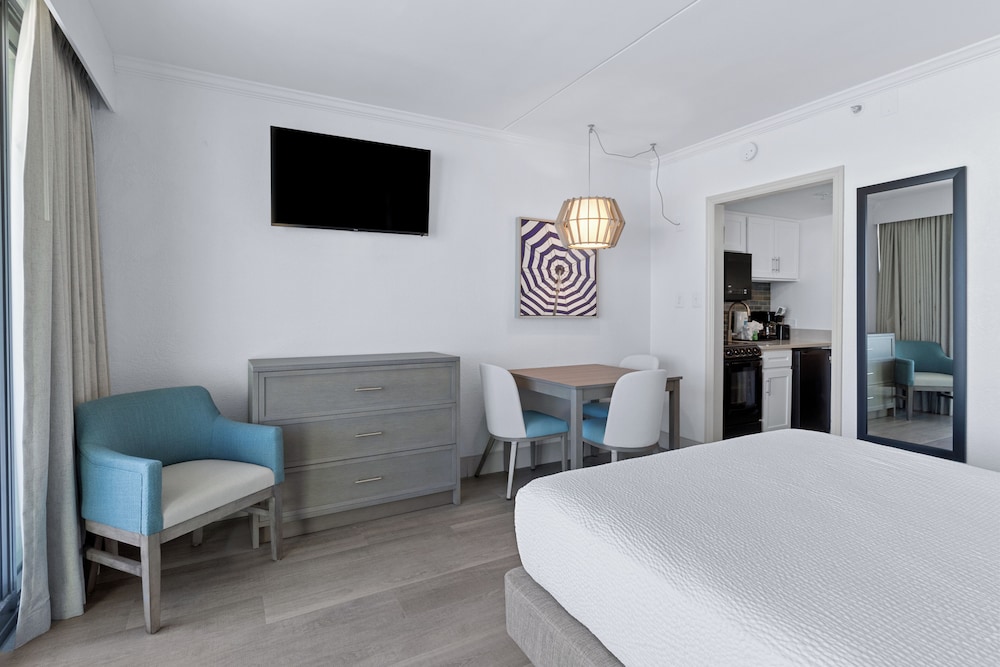 Compass Cove Resort - photo 110