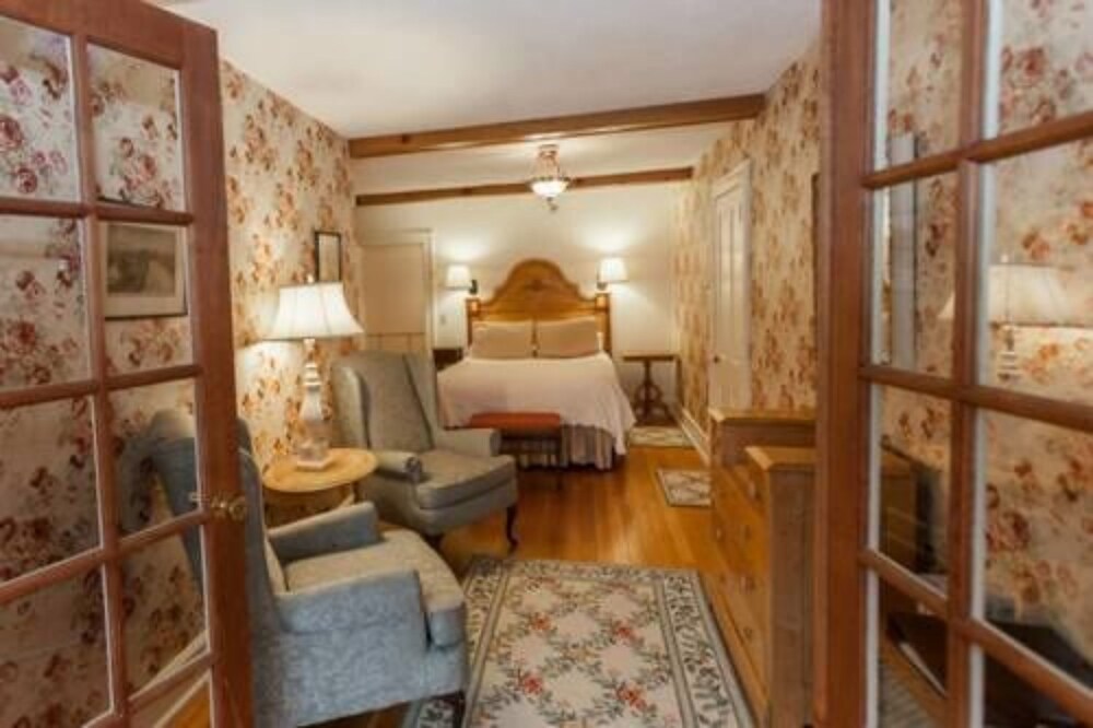 Arlington's West Mountain Inn - photo 7