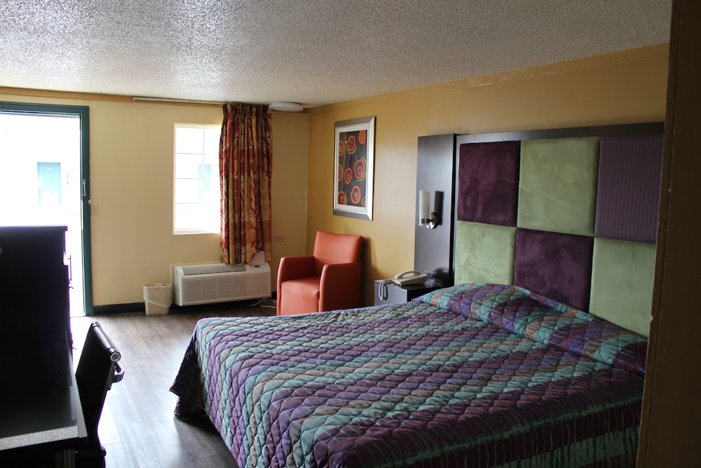 Executive Inn & Suites — Nashville — photo 5