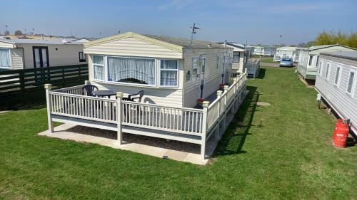 A&P Sheron Holiday Home The Chase Ingoldmells Skegness — 4-Star Luxury Hotel in Ingoldmells, United Kingdom