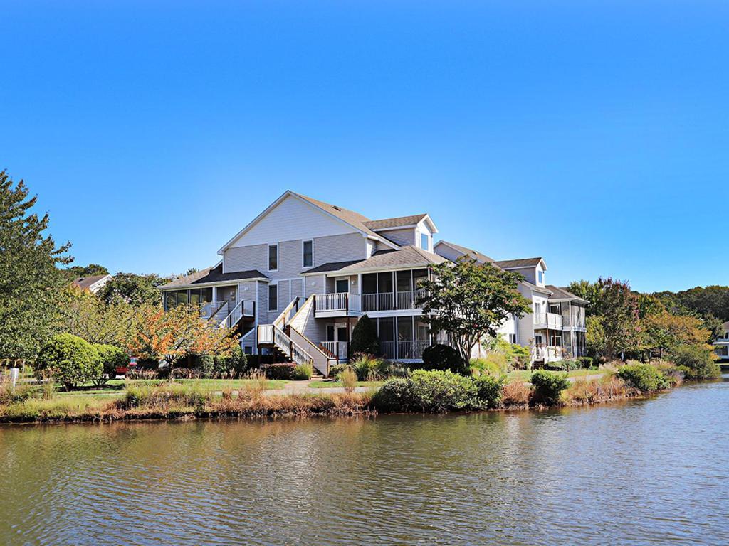 Sea Colony 55037 Pine Lake — 4-Star Luxury Hotel in Bethany Beach, United States