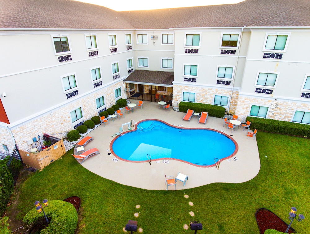 Holiday Inn Express Hotel & Suites Greenville by IHG - photo 27