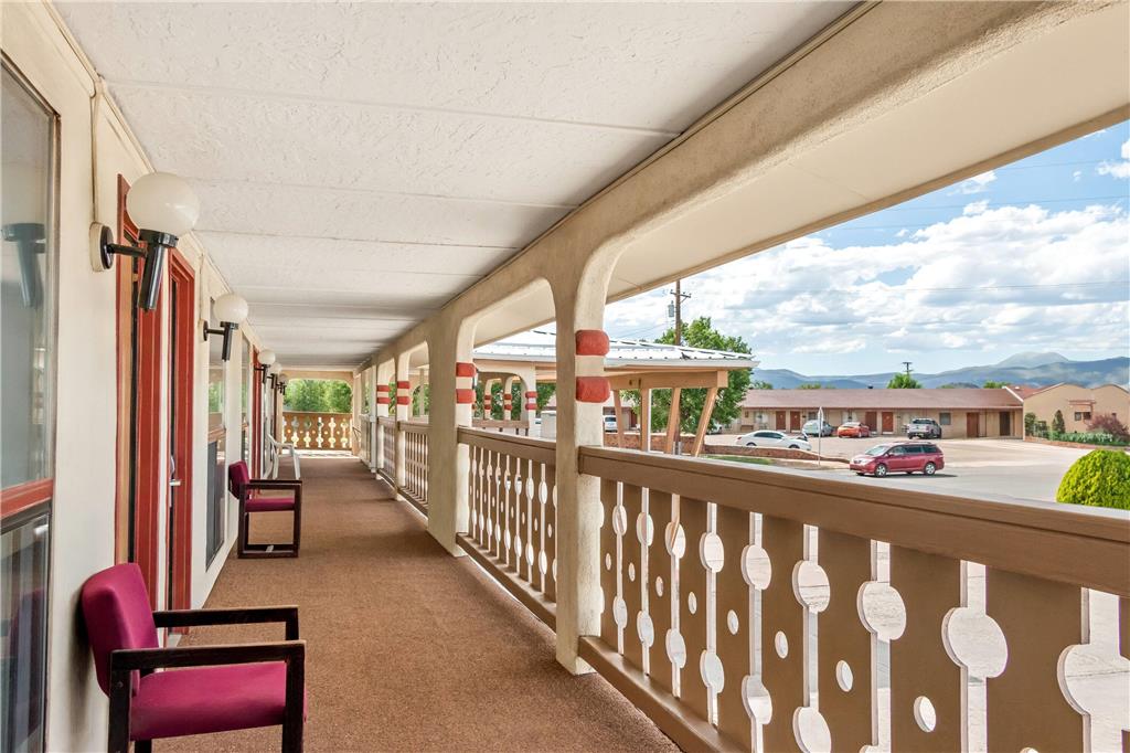 Travelodge by Wyndham Las Vegas NM - photo 7