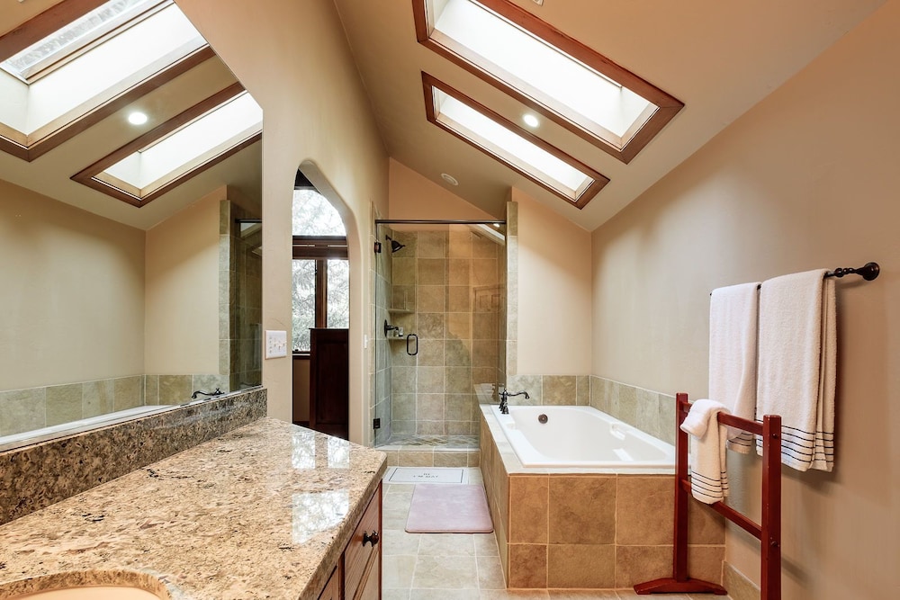 3390 Sun Ridge Dr - photo 18