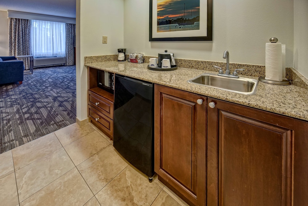 Hampton Inn & Suites Stuart North - photo 20